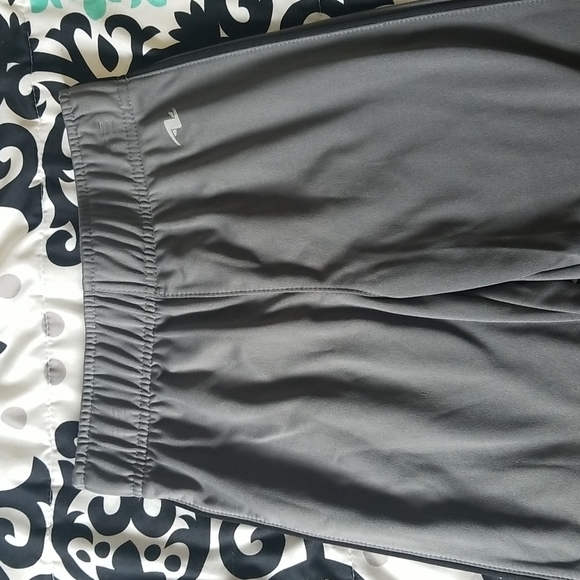 2/$15 ATHLETIC Works Boys' Tricot Jogger NWT - Picture 3 of 5